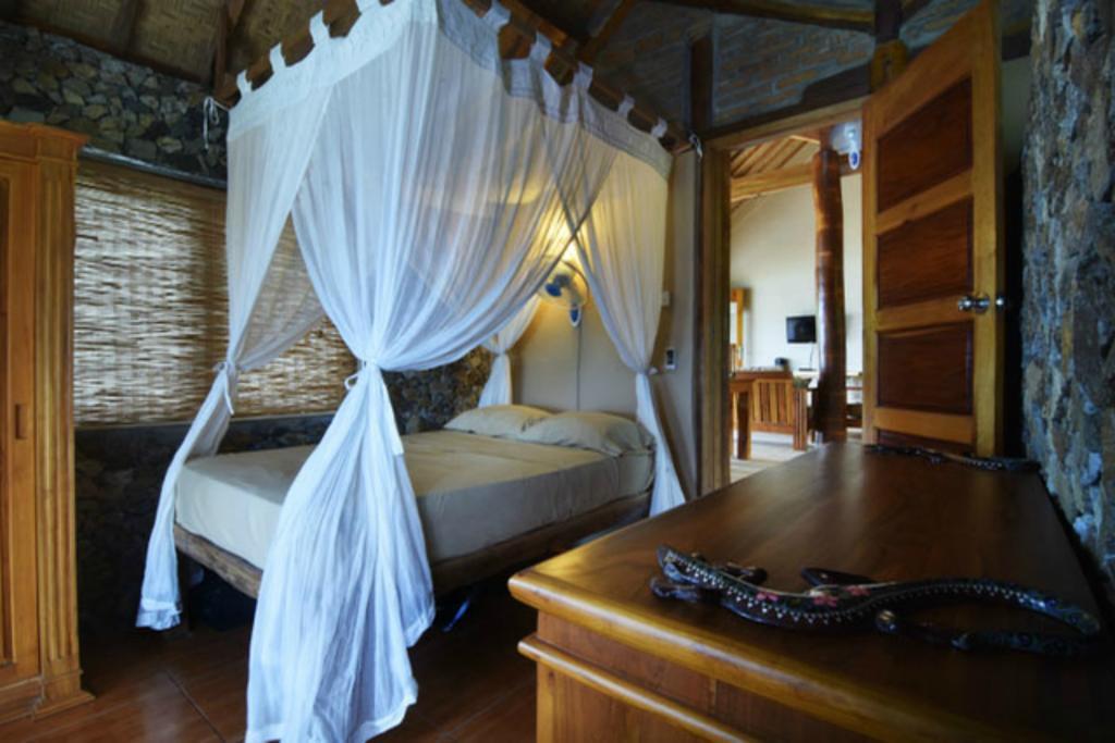 Bruce'S Hideout Hotel Bumbang Exterior photo