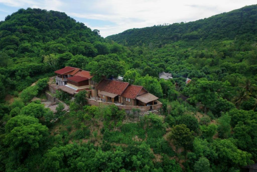 Bruce'S Hideout Hotel Bumbang Exterior photo